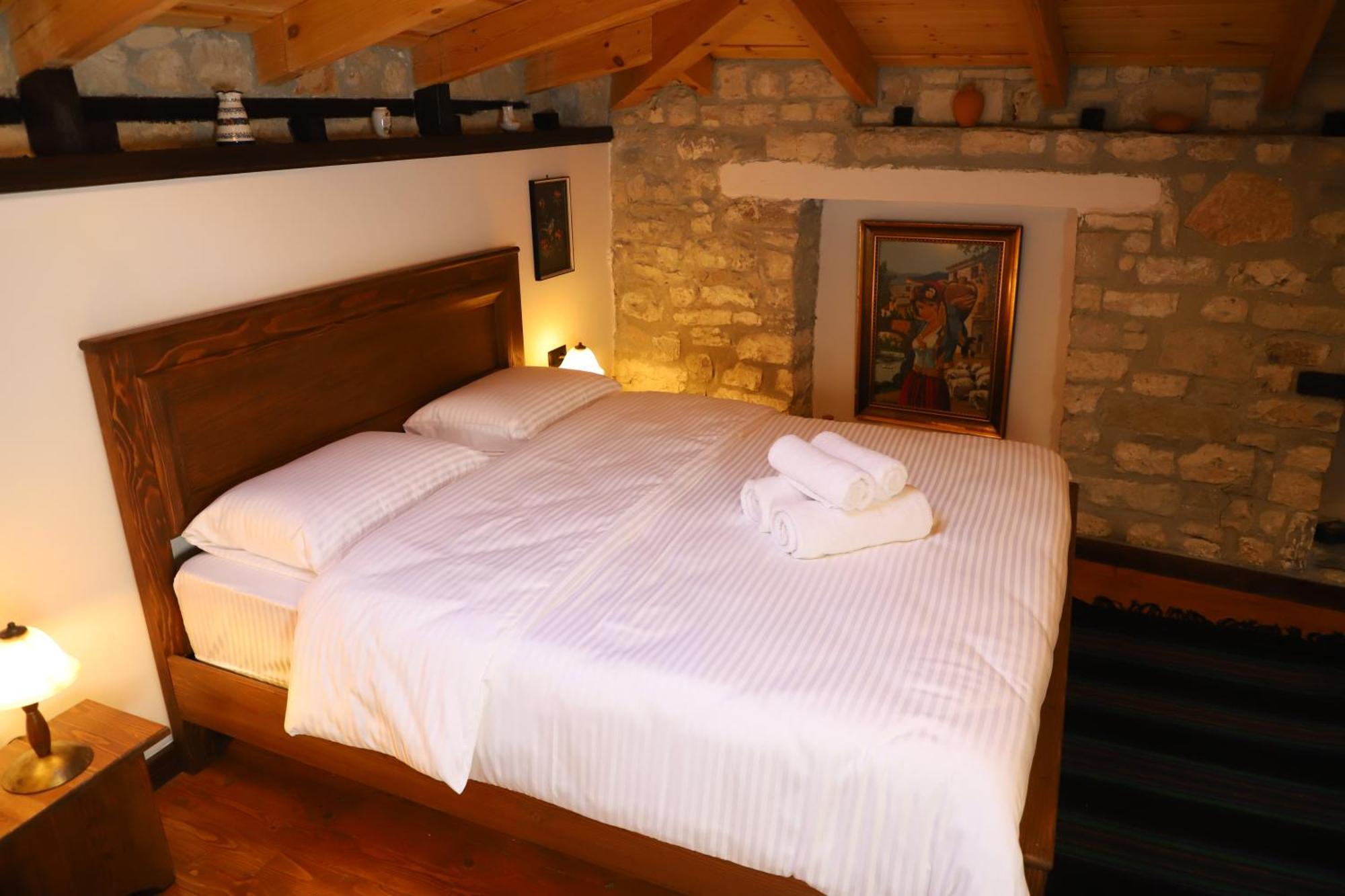 Art Castle 4* Berati